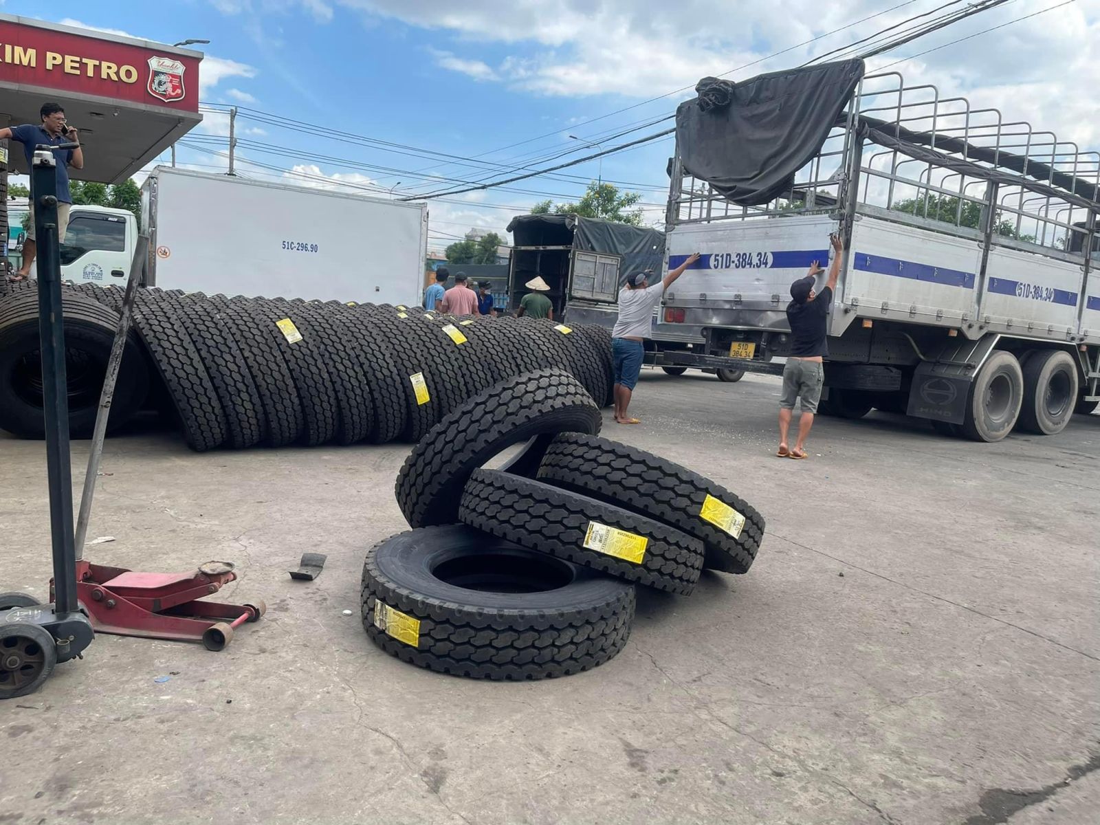 Vá Vỏ Xe Lưu Động Bình Dương